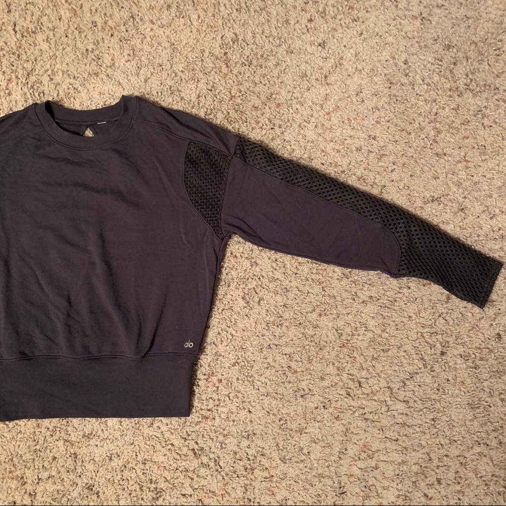 Alo Yoga Pullover